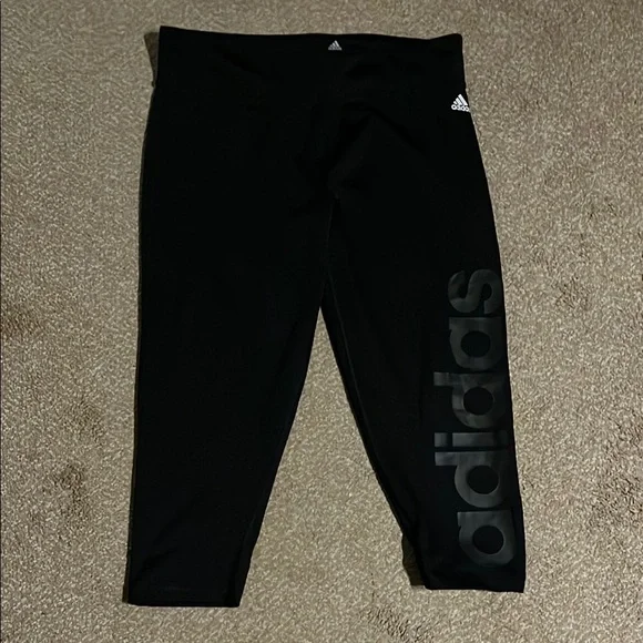 Adidas women’s Black Capri Leggings XL - Picture 1 of 3